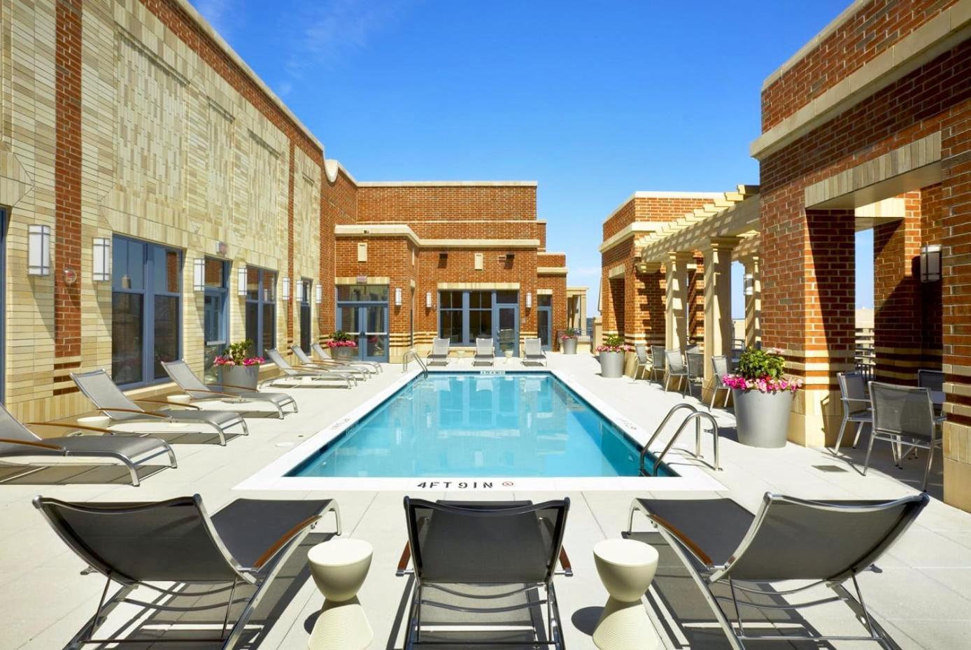 Splendid 2 Bedroom Condo At Pentagon City Arlington Esterno foto
