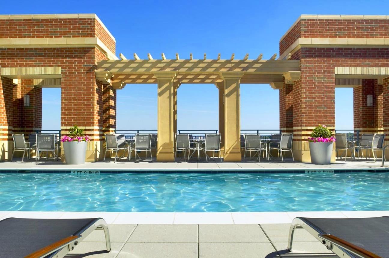 Splendid 2 Bedroom Condo At Pentagon City Arlington Esterno foto